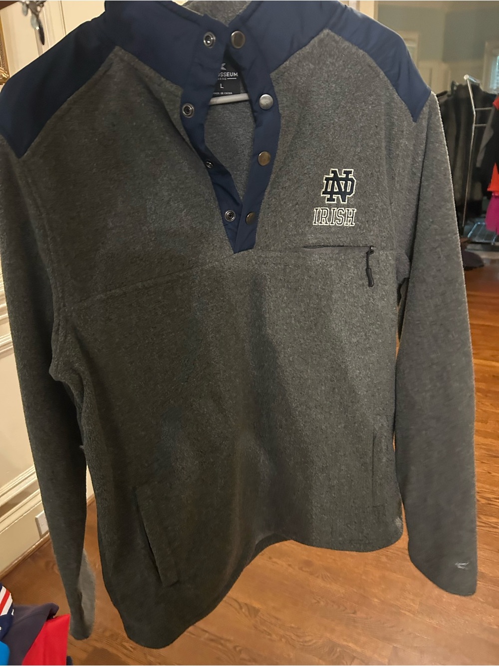Colosseum Gray and Navy Notre Dame Pullover